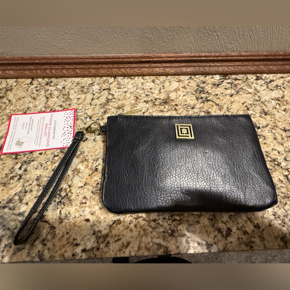 Liz Claiborne wristlet with charger
